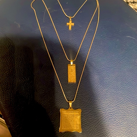 Layered gold plated necklace with scripture - Picture 1 of 4